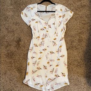 Dress Forum Los Angeles. Size Medium